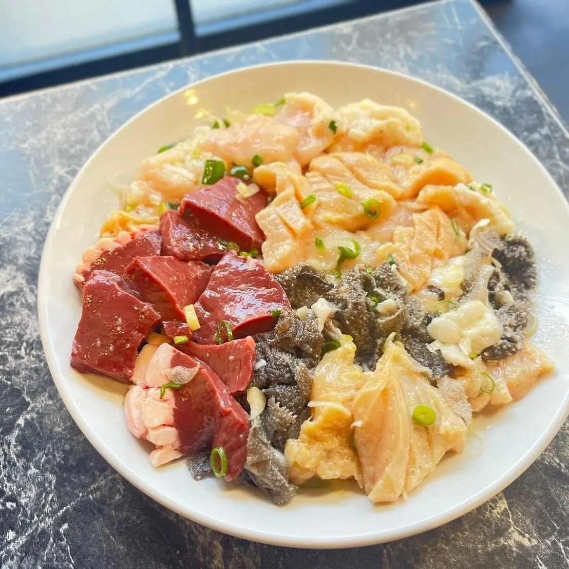 《上板橋》で本格焼肉を楽しむなら、迷わず「焼肉藤松苑」へ!